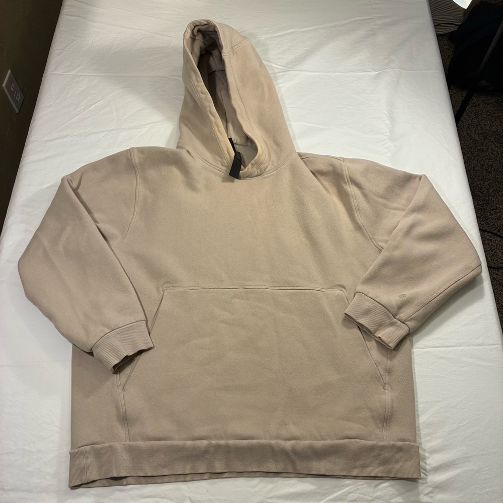 Lululemon Men's Hoodie Size Medium